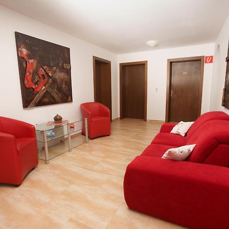 Hotel Kuenstleralm Kaprun Luaran gambar
