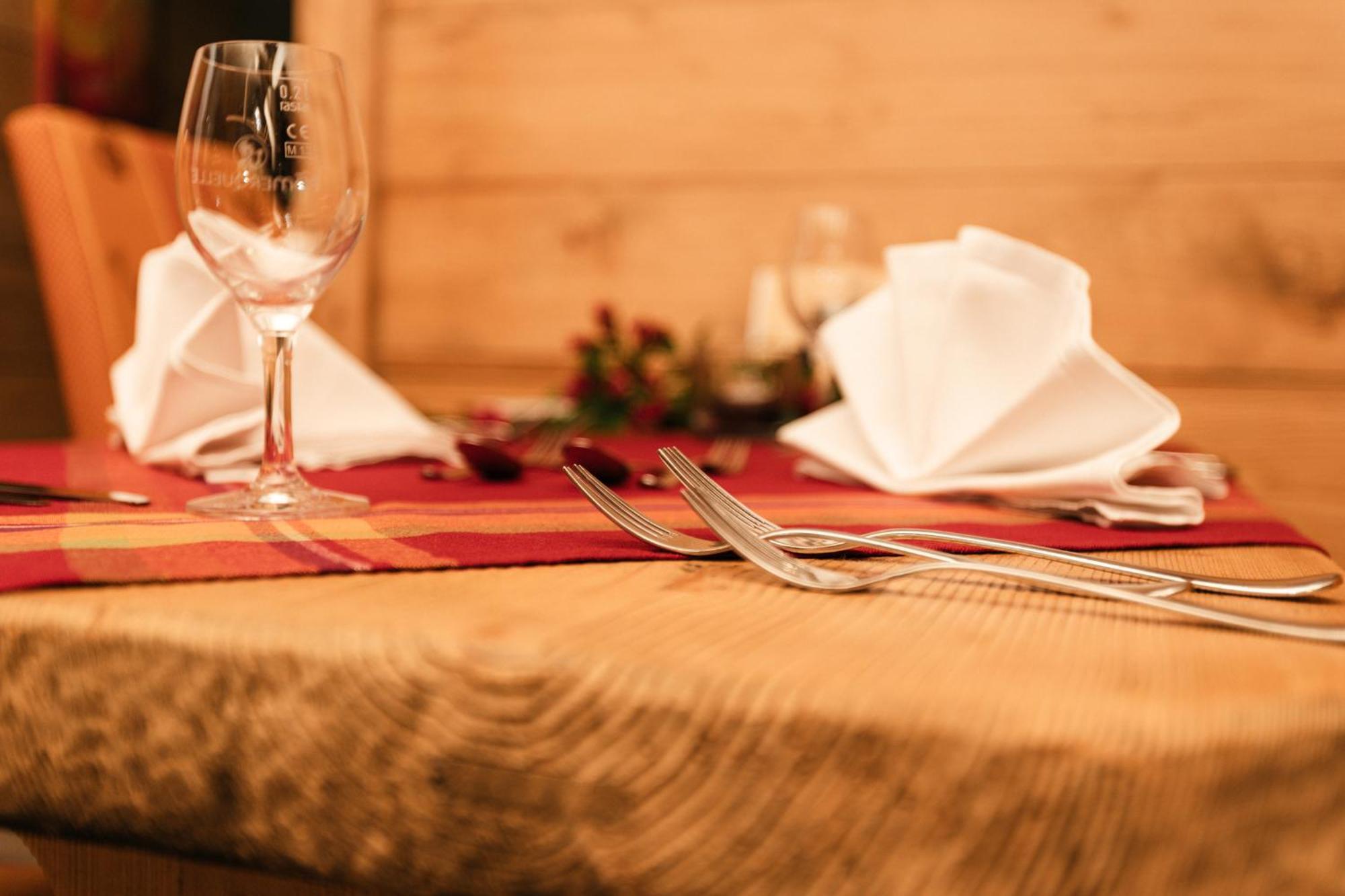 Hotel Kuenstleralm Kaprun Luaran gambar
