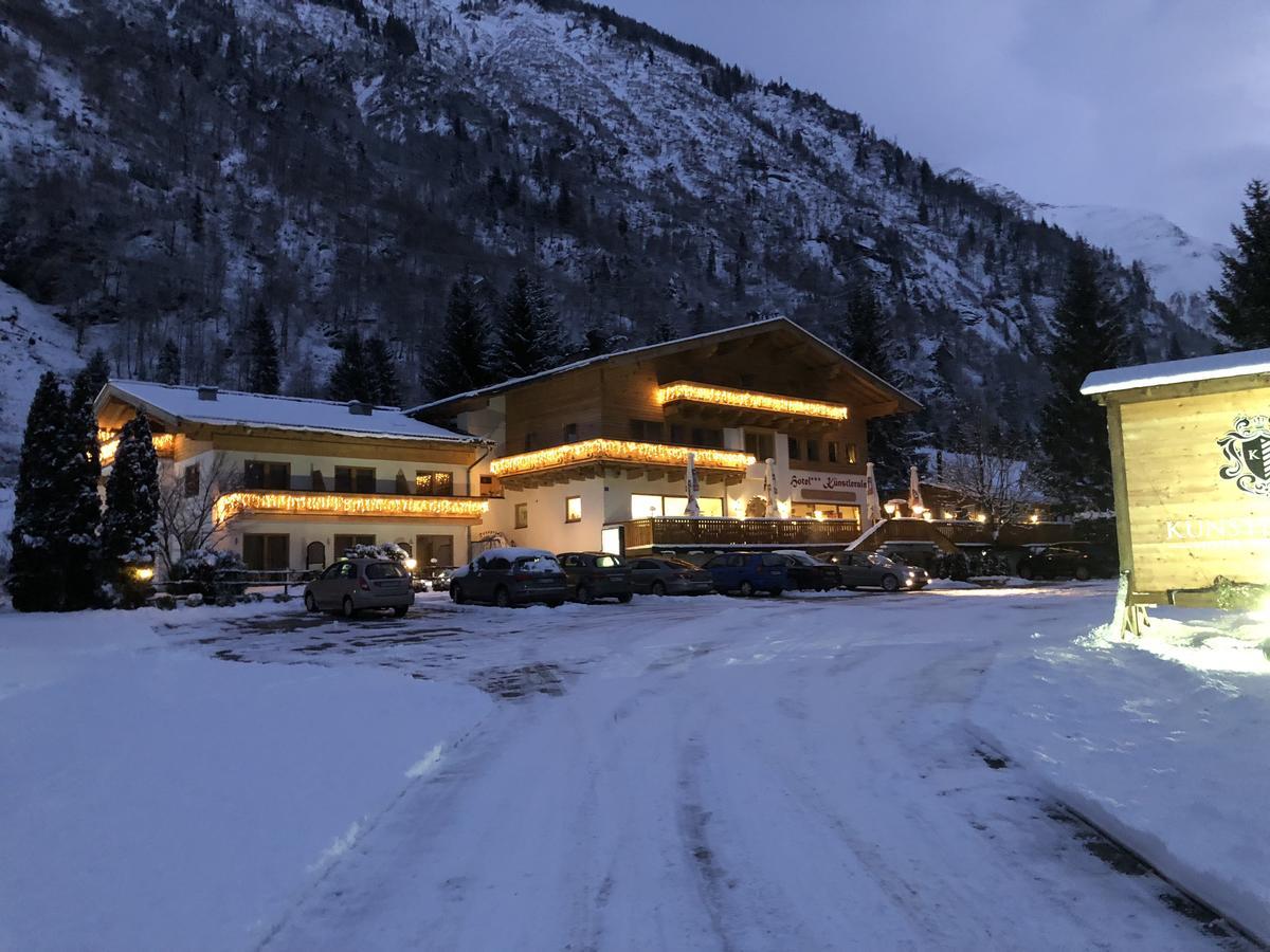 Hotel Kuenstleralm Kaprun Luaran gambar